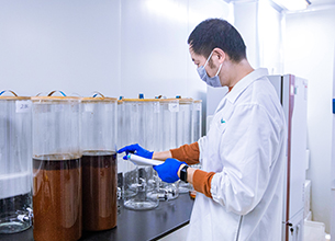 ��˹��--ȫ�����ݻ�����Ϸƽ̨